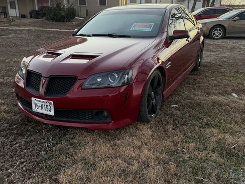 Used 2009 Pontiac G8 w/ Premium Package image 2
