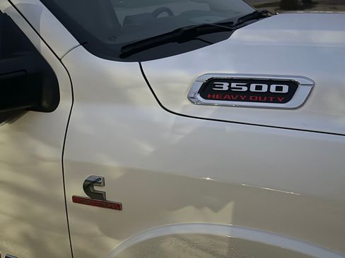 Used 2025 RAM 3500 Longhorn image 5