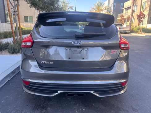 Used 2015 Ford Focus ST FWD image 8