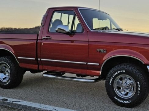 Used 1996 Ford F150 4x4 Regular Cab image 4