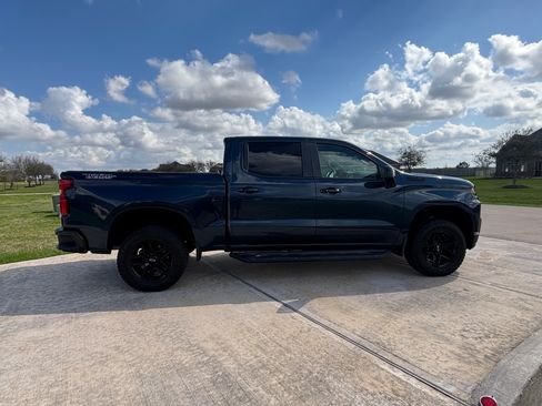 Used 2020 Chevrolet Silverado 1500 LT Trail Boss image 6