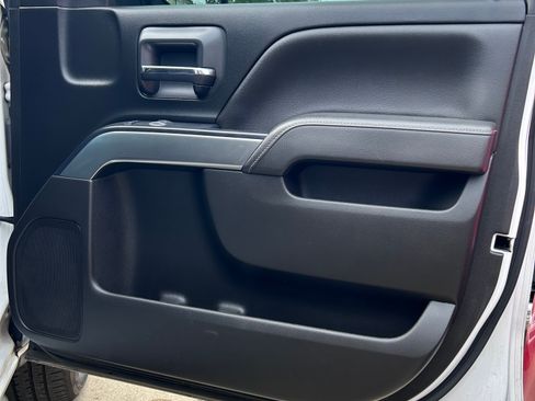 Used 2018 Chevrolet Silverado 1500 LT AWD/4WD image 14