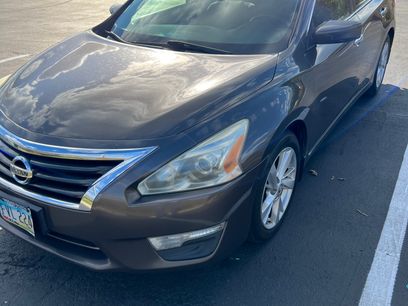Used 2013 Nissan Altima 2.5 SV