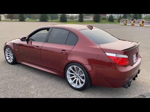 Used 2007 BMW M5 RWD image 8