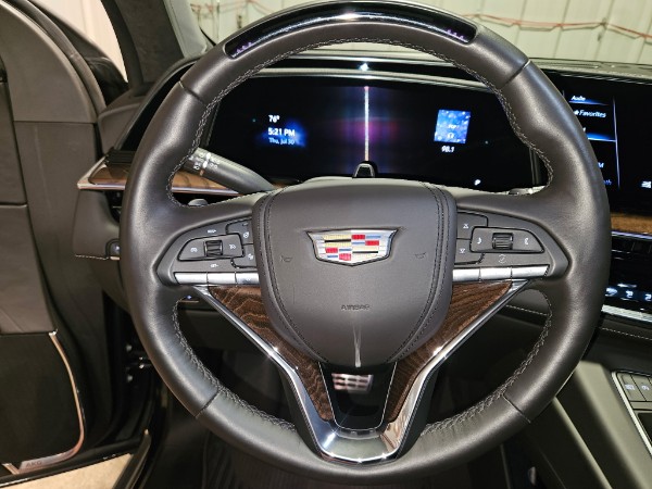 Used 2023 Cadillac Escalade Sport Platinum w/ LPO, ONYX Package AWD/4WD image 18
