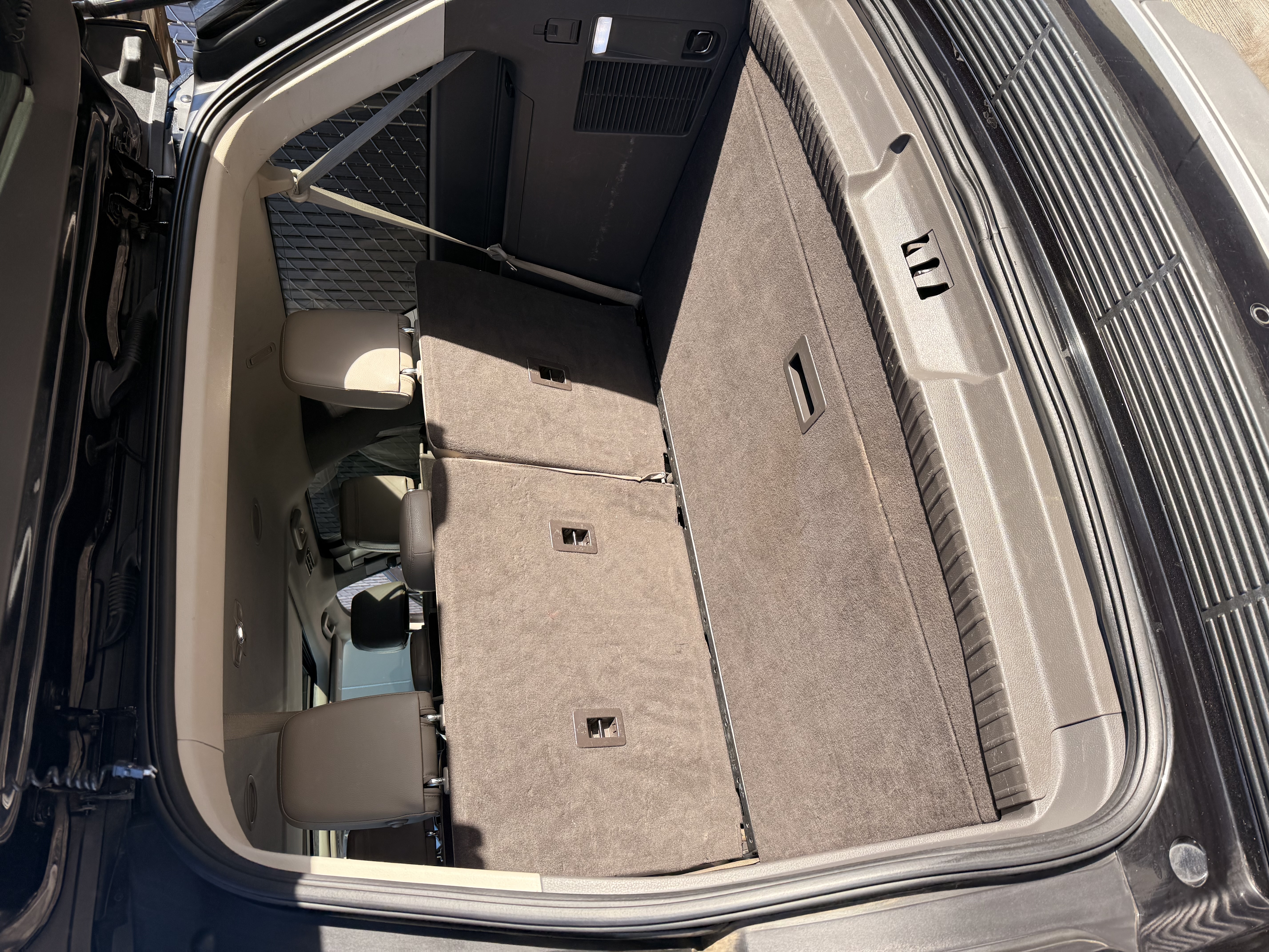 Used 2021 Ford Expedition Max Limited RWD image 19
