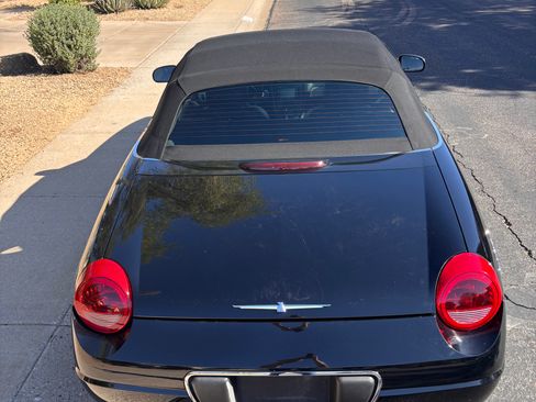 Used 2003 Ford Thunderbird image 5