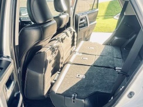 Used 2017 Toyota 4Runner Limited image 19