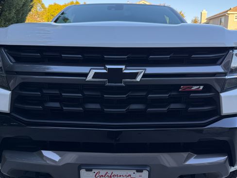 Used 2021 Chevrolet Colorado Z71 w/ Safety Package image 4