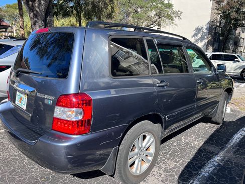 Used 2007 Toyota Highlander Hybrid image 8
