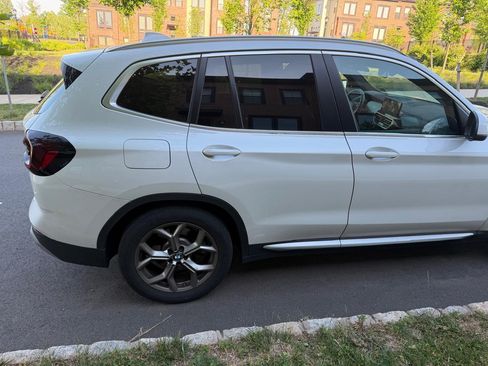 Used 2022 BMW X3 xDrive30i w/ Premium Package 2 AWD/4WD image 1