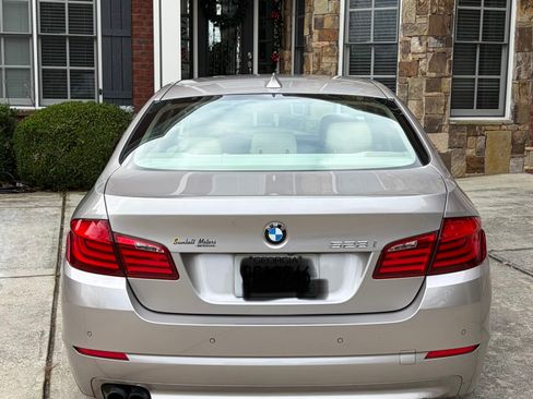 Used 2013 BMW 528i 528i Sedan 4D image 5