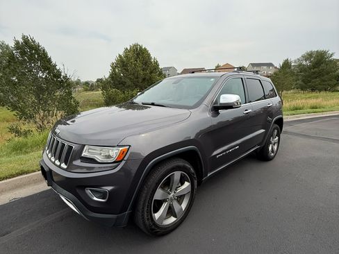 Used 2014 Jeep Grand Cherokee Limited w/ Luxury Group II image 4