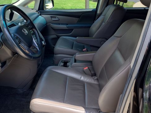 Used 2012 Honda Odyssey EX-L image 11
