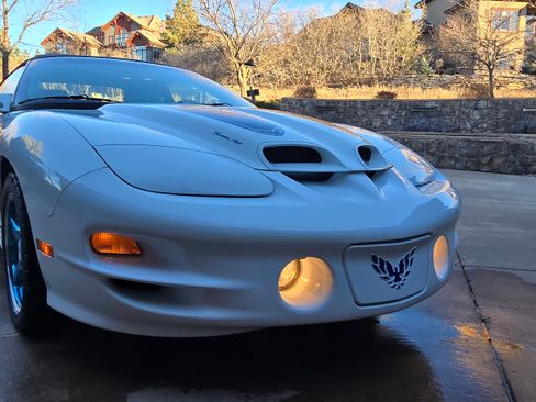 Used 1999 Pontiac Firebird Trans Am image 12