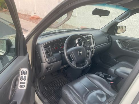 Used 2003 MAZDA Tribute ES FWD image 11