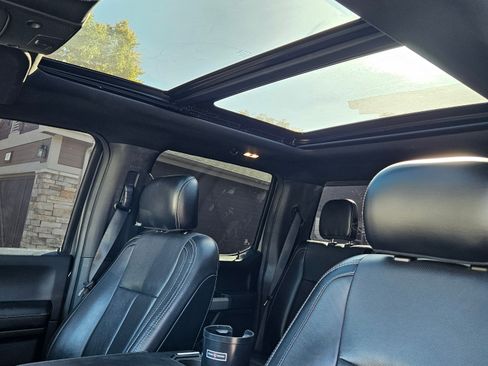 Used 2018 Ford F150 Lariat w/ Equipment Group 502A Luxury image 5