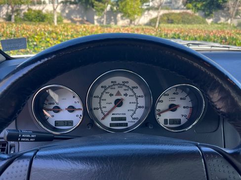 Used 2003 Mercedes-Benz SLK 32 AMG image 25