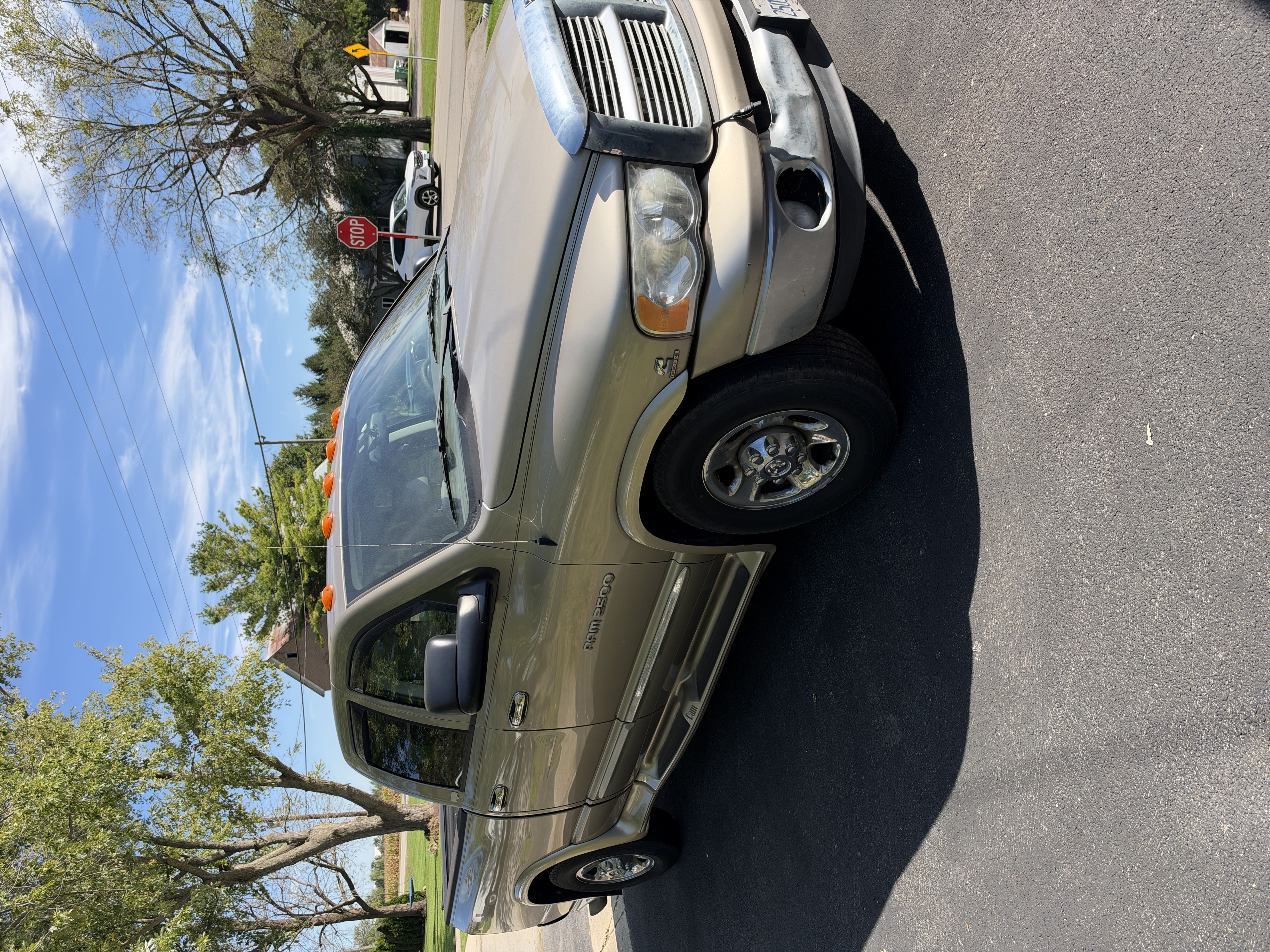 Used 2004 Dodge Ram 2500 Truck SLT w/ Trailer Tow Group RWD image 1