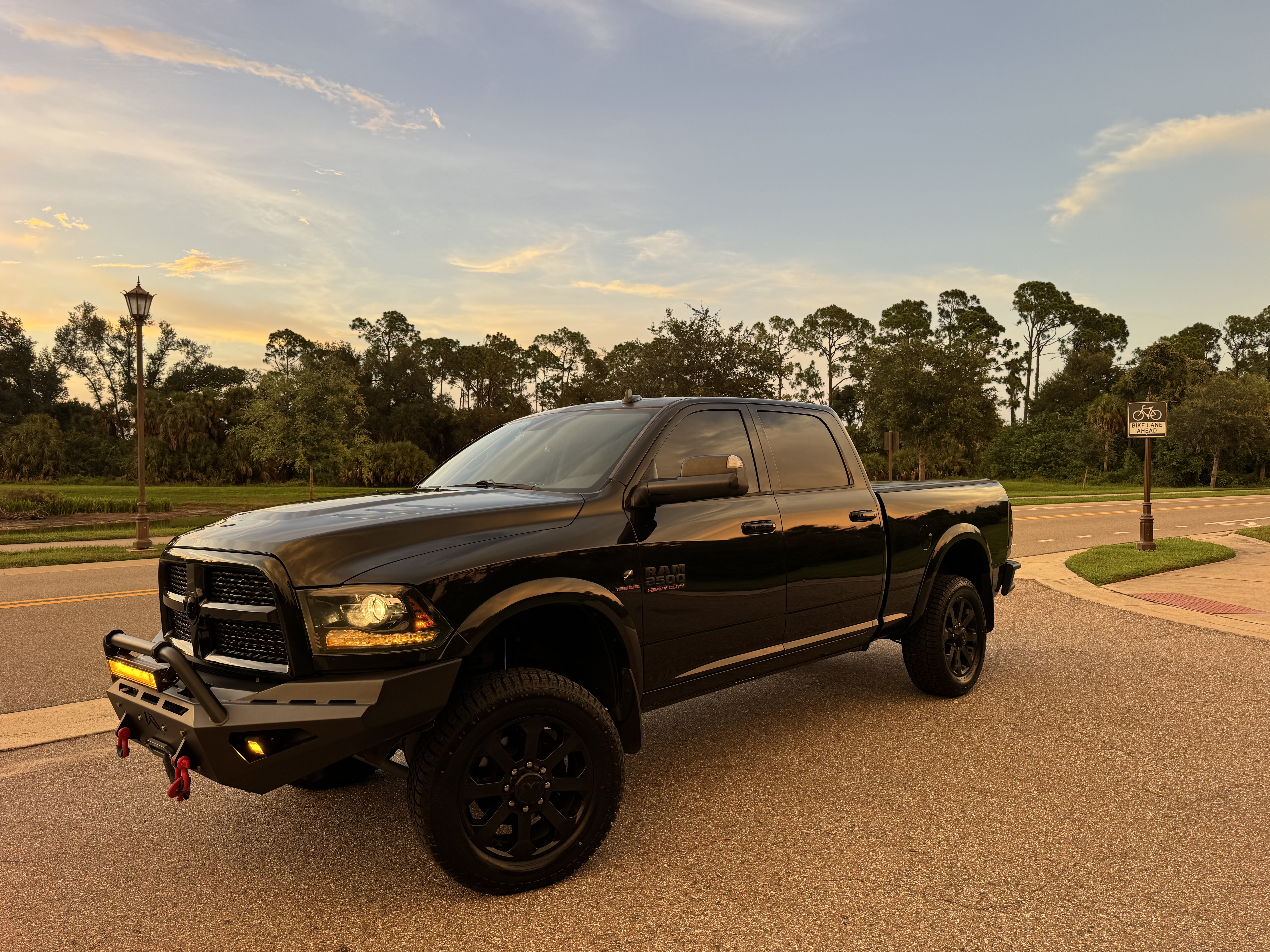 Used 2016 RAM 2500 Laramie AWD/4WD image 6