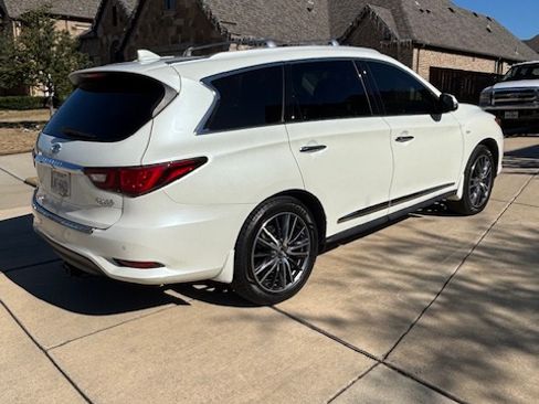 Used 2019 INFINITI QX60 Luxe w/ Sensory Package image 4