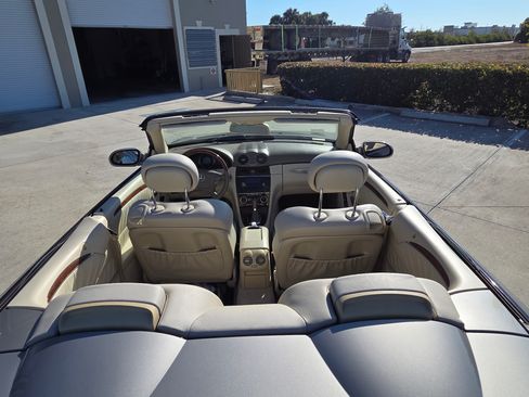 Used 2007 Mercedes-Benz CLK 350 Cabriolet image 13