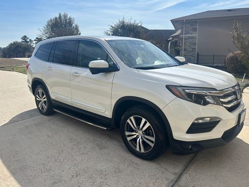 Used 2017 Honda Pilot EX-L image 4