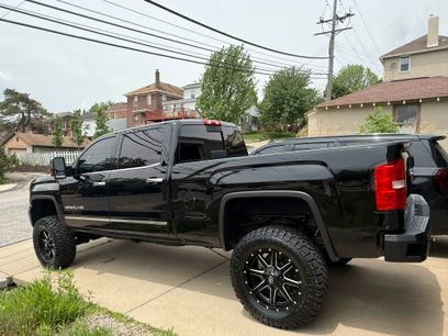 Used 2019 GMC Sierra 2500 Denali w/ Duramax Plus Package
