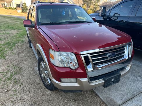 Used 2010 Ford Explorer Eddie Bauer image 1