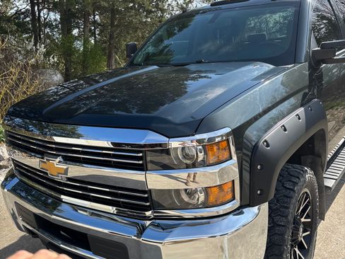 Used 2017 Chevrolet Silverado 3500 W/T w/ WT Convenience Package image 4