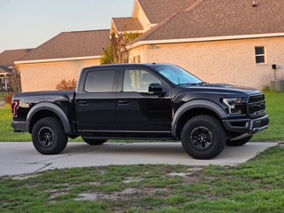Used 2017 Ford F150 Raptor w/ Equipment Group 802A Luxury AWD/4WD image 1