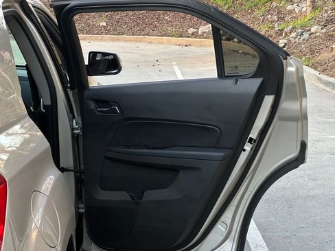 Used 2016 Chevrolet Equinox LT w/ Convenience Package image 25