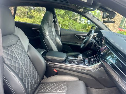 Used 2023 Audi SQ8 Prestige AWD/4WD image 4