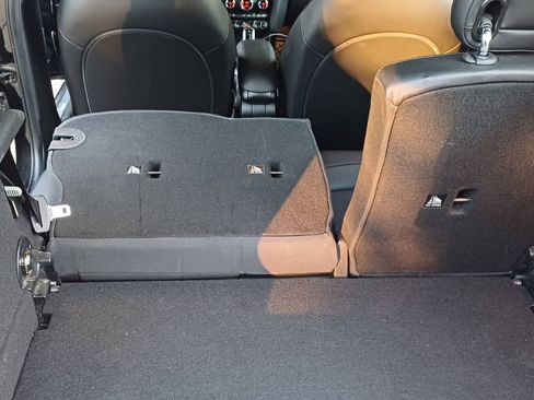 Used 2022 MINI Cooper 4-Door Hardtop image 6