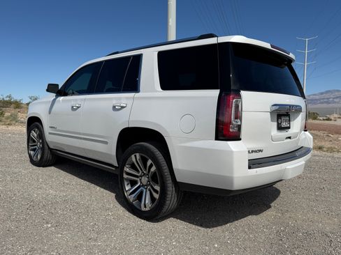 Used 2019 GMC Yukon Denali w/ Denali Ultimate Package image 8