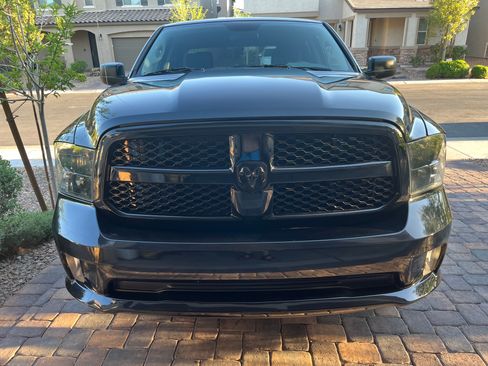 Used 2018 RAM 1500 Express w/ Black Ram 1500 Express Group image 1