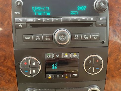 Used 2007 Chevrolet Tahoe LT w/ LT Preferred Equipment Group image 14