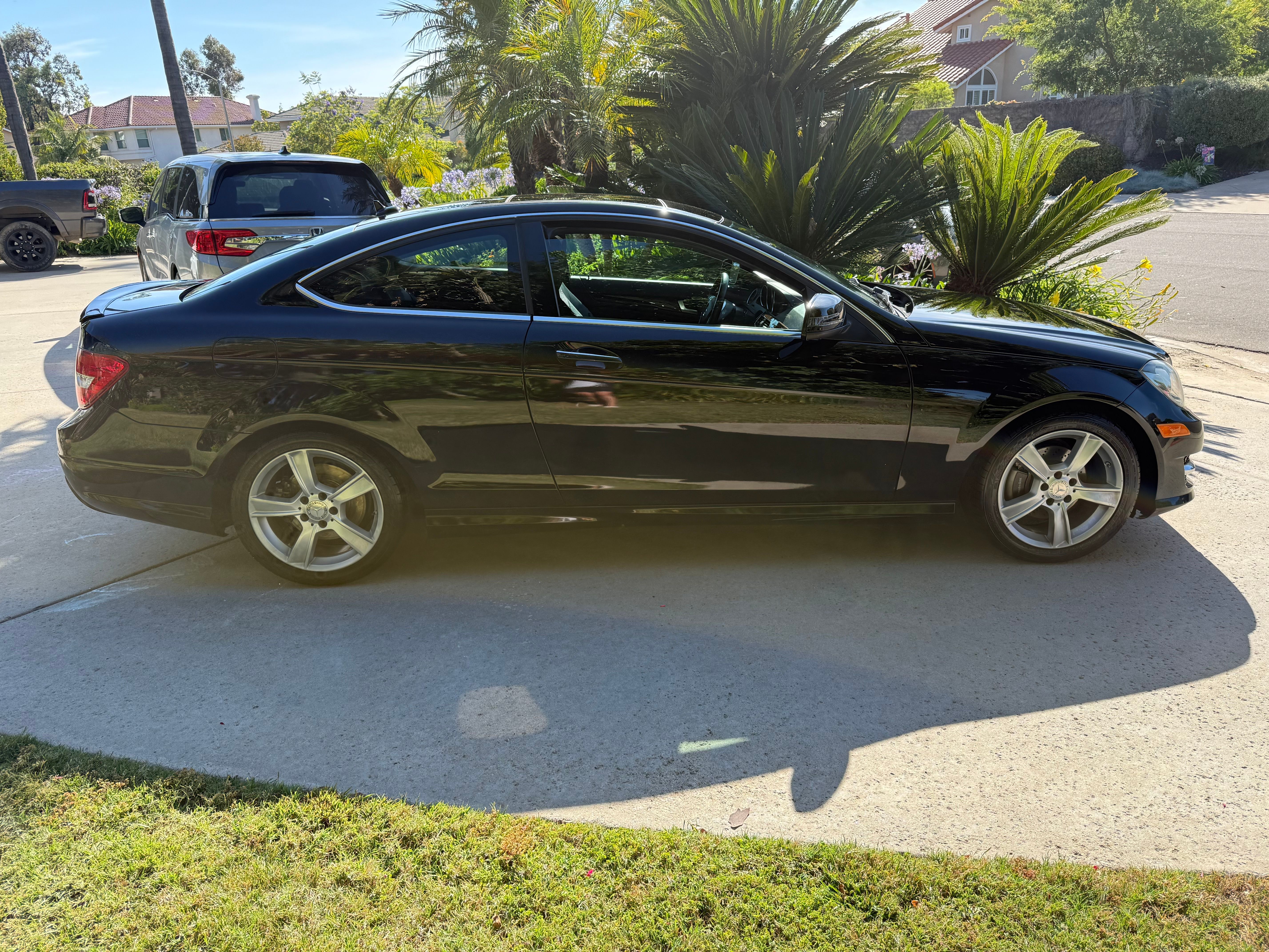Used 2015 Mercedes-Benz C 250 Coupe image 4