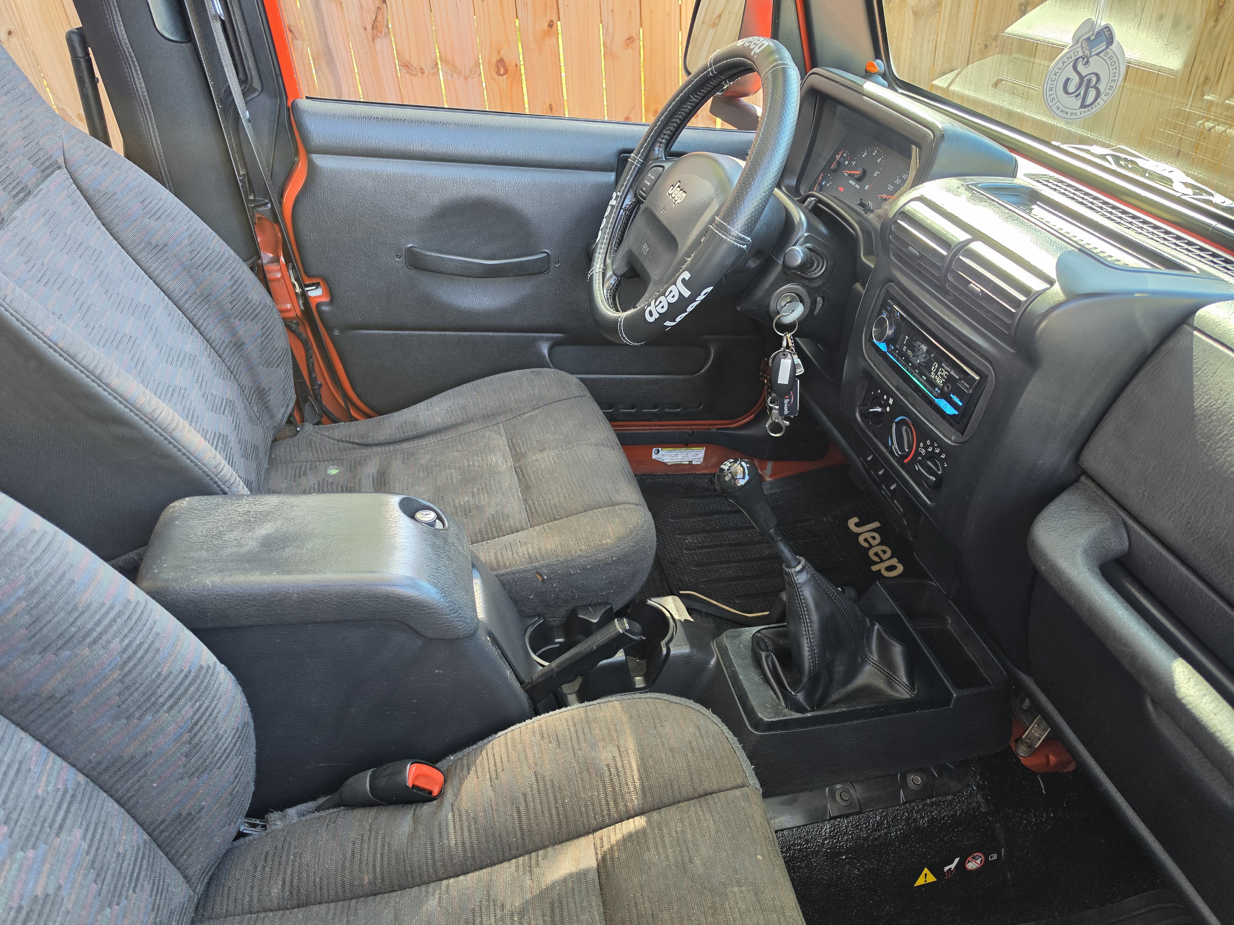Used 2005 Jeep Wrangler X AWD/4WD image 14