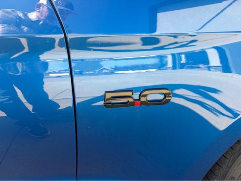 Used 2017 Ford Mustang GT Premium w/ Equipment Group 401A image 8