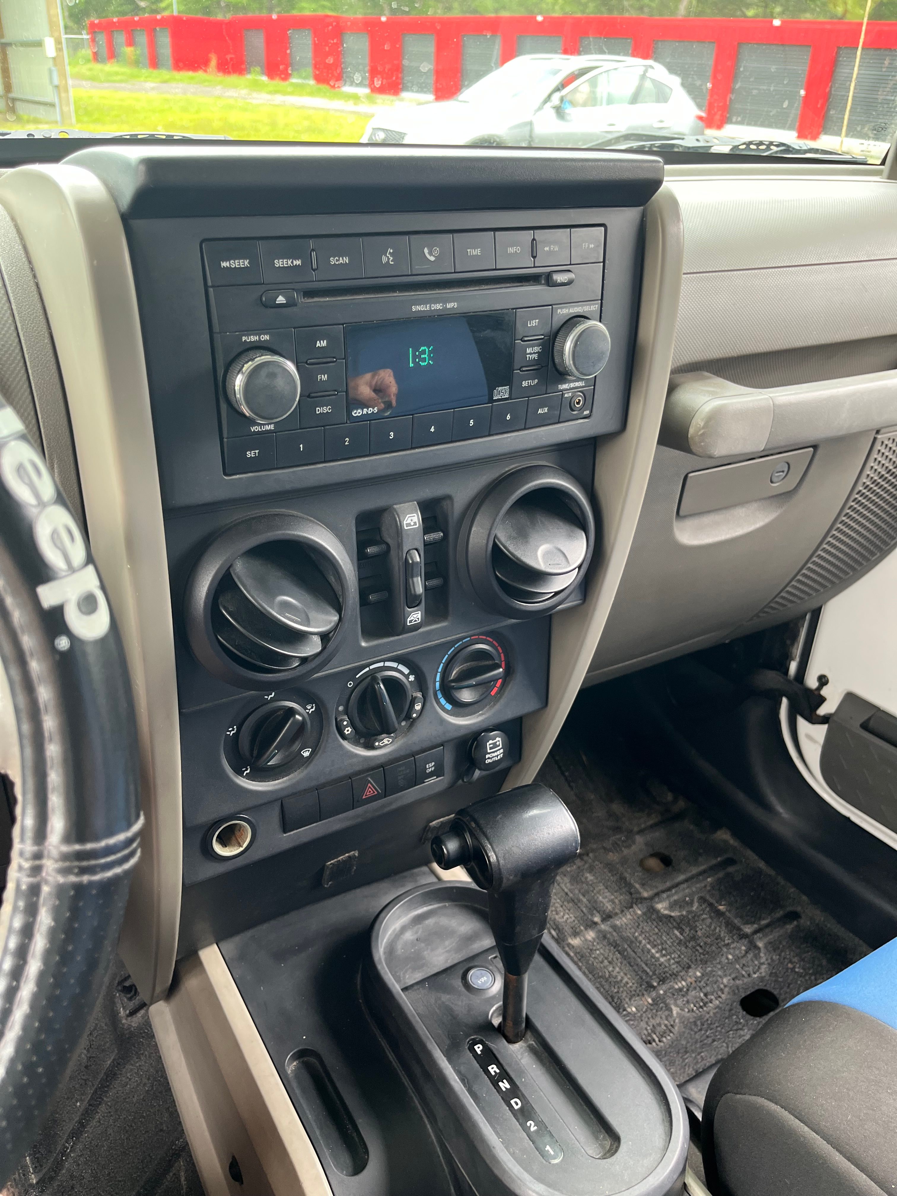 Used 2007 Jeep Wrangler Unlimited X RWD image 16