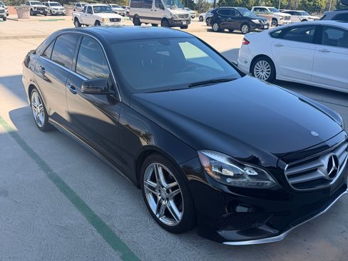 Used 2014 Mercedes-Benz E 350 Sedan image 9