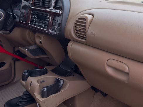 Used 1998 Dodge Ram 1500 Truck 4x4 Regular Cab image 8