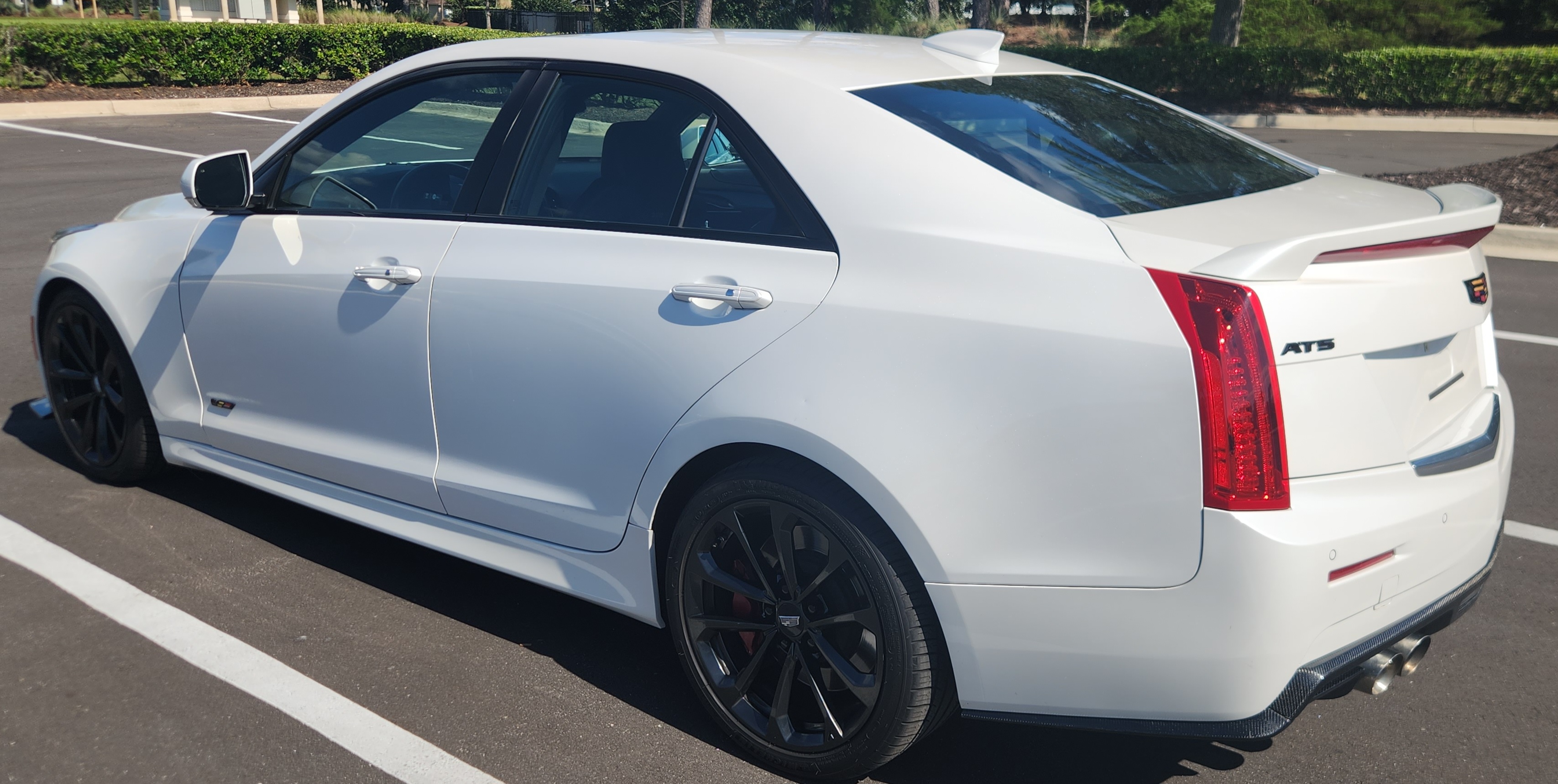 Used 2018 Cadillac ATS V w/ Luxury Package RWD image 9
