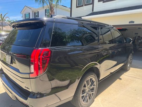 Used 2025 Ford Expedition Max Platinum w/ Stealth Performance Package AWD/4WD image 6