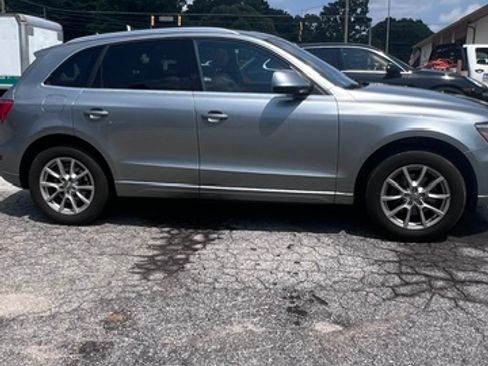 Used 2011 Audi Q5 2.0T Premium Plus AWD/4WD image 4