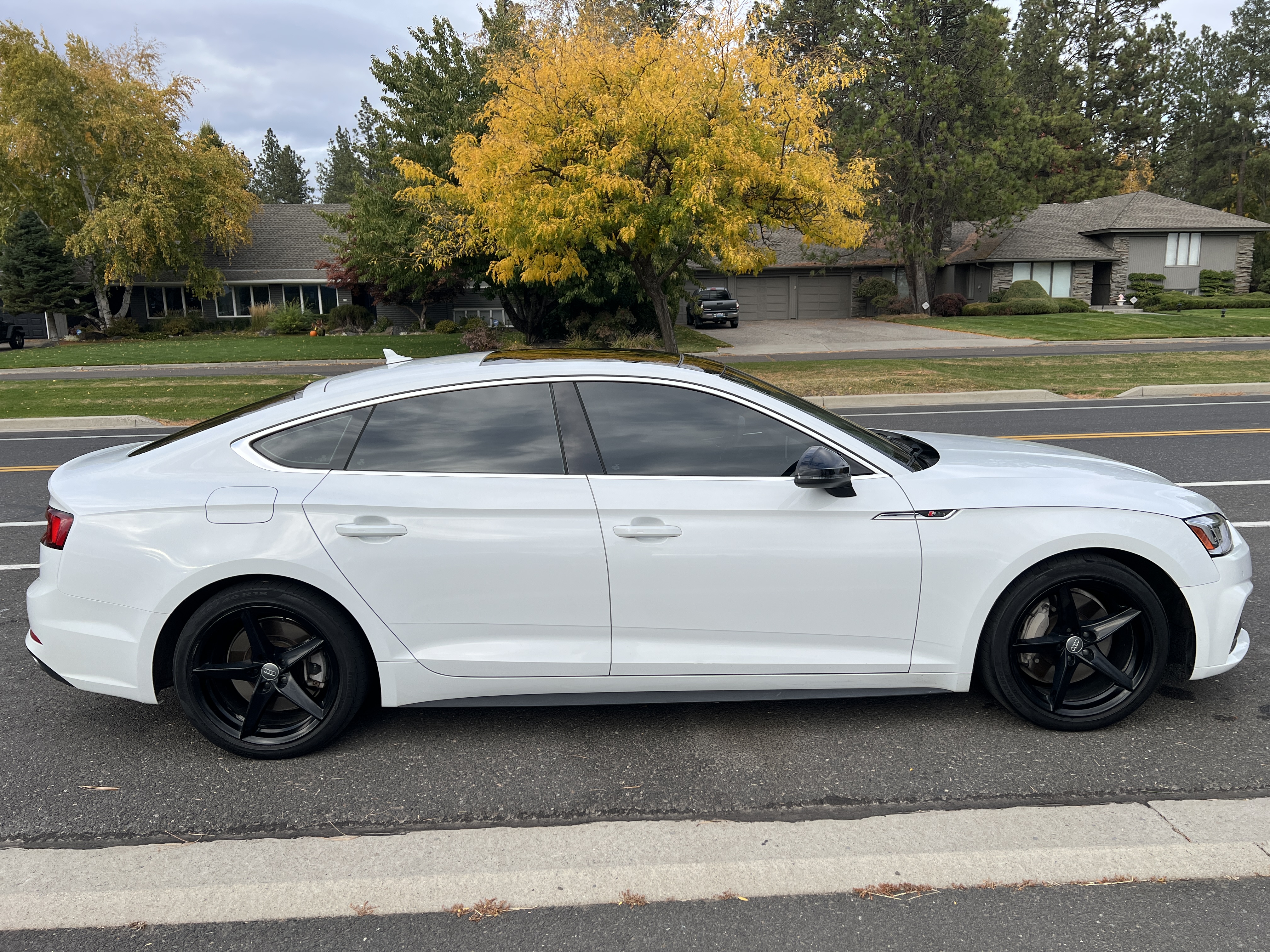 Used 2019 Audi A5 2.0T Premium Plus w/ Premium Plus AWD/4WD image 8