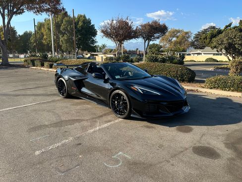 Used 2024 Chevrolet Corvette Z06 w/ Z07 Performance Package image 13