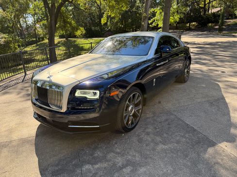 Used 2019 Rolls-Royce Wraith Coupe 2D image 21