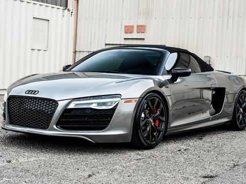 Used 2015 Audi R8 V10 image 12